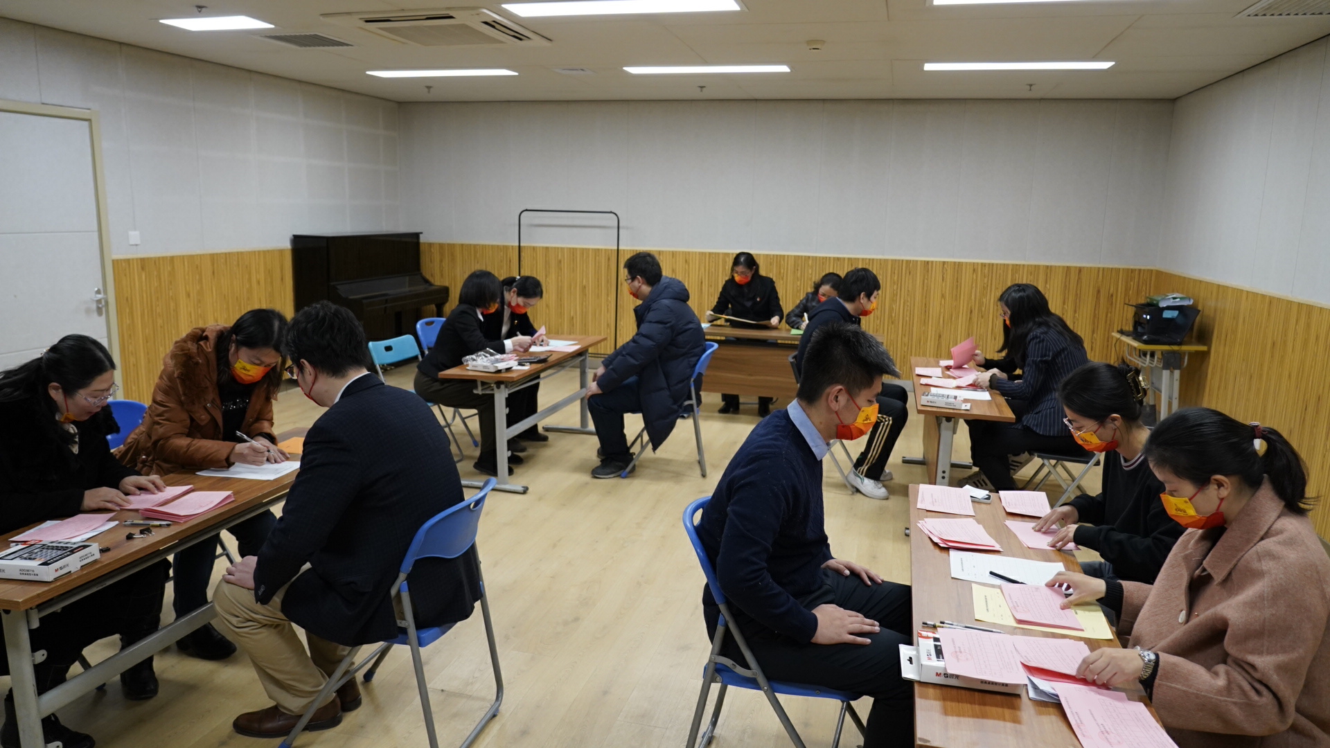 c96f97d74fb94bafbbf12d4326e22bc6.jpg c96f97d74fb94bafbbf12d4326e22bc6.jpg