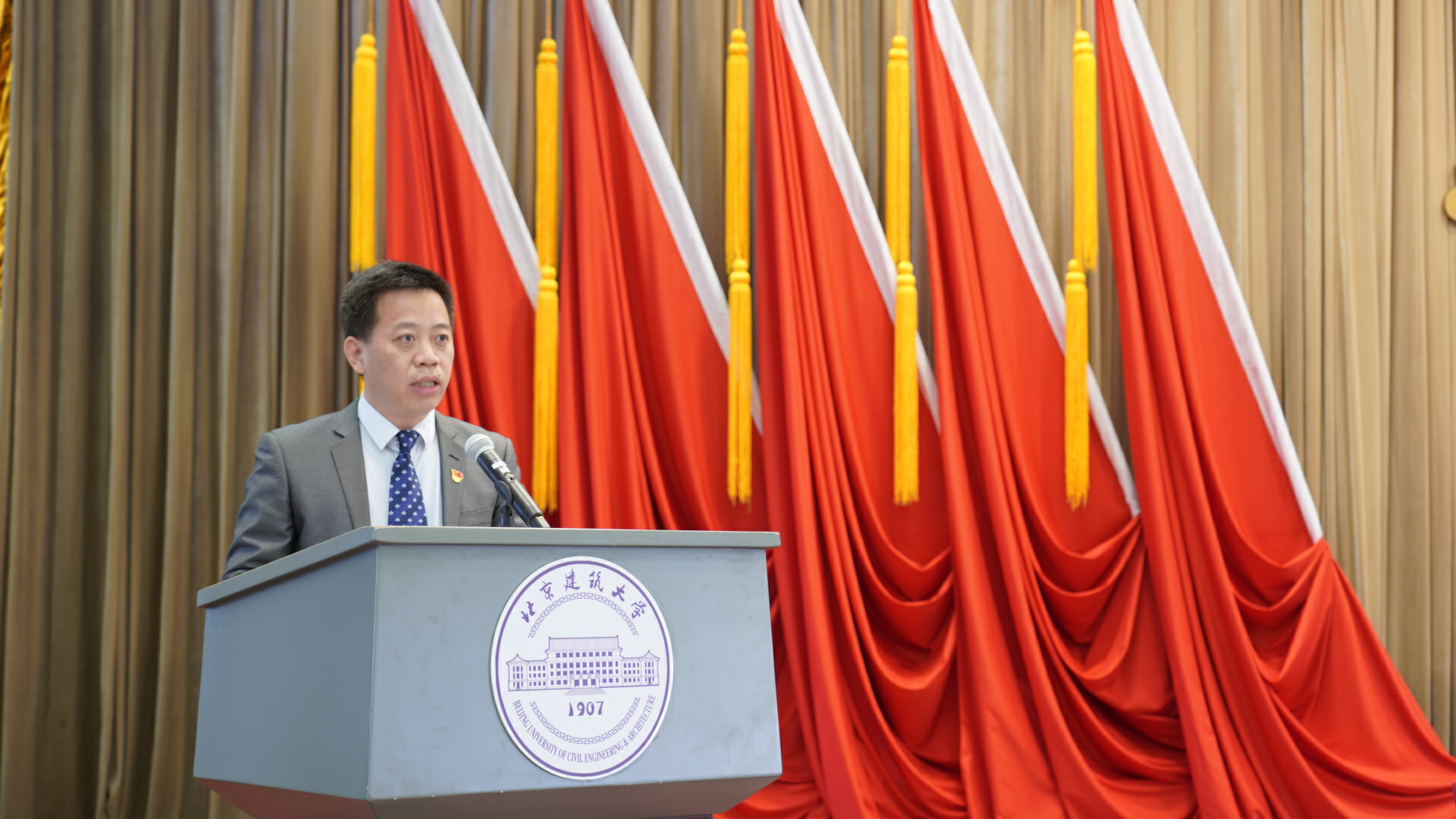 d9e1d273222f4a98a47f2bb545b72a0e.jpg d9e1d273222f4a98a47f2bb545b72a0e.jpg