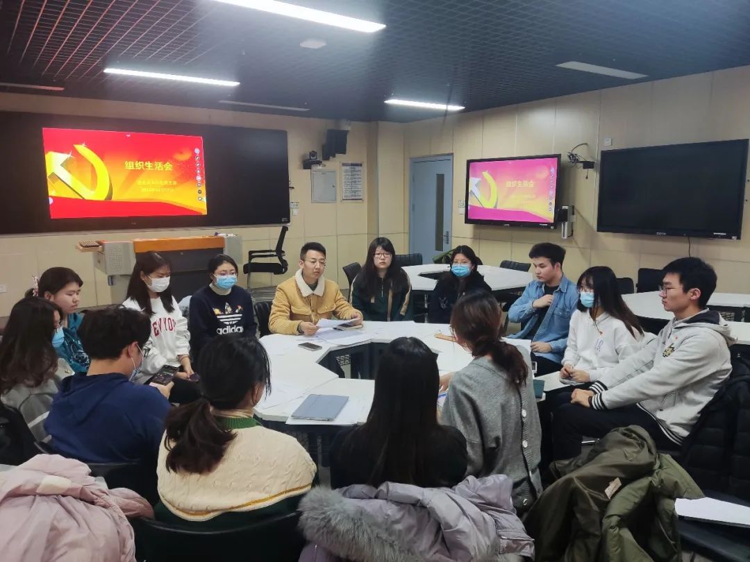 f177b588964a4463bbe20007336be618.jpg f177b588964a4463bbe20007336be618.jpg